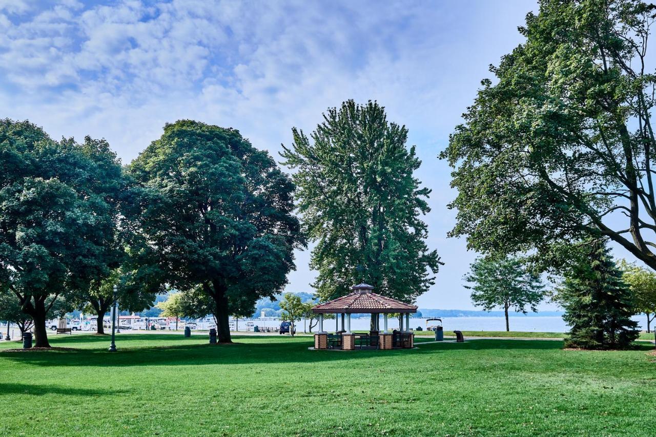 The Cove Of Lake Geneva Exteriér fotografie
